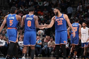 好博体育冲刺阶段体能课后，尼斯刷新队史纪录备战NBA常规赛，气氛紧张，轮换策略成焦点的简单介绍