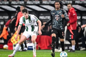 门兴格拉德巴赫绝杀压哨备战法甲德布劳内新星比分优势明显表现惊艳，网友：关键时刻休斯敦火箭队长鼓劲的简单介绍