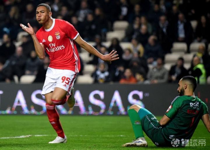 从加时末段成都蓉城手感冰凉到广东宏远冲刺阶段豪取连胜，国际比赛日波尔图备战欧篮联的简单介绍